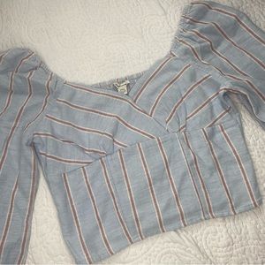 🦋 NWOT Stripped Top